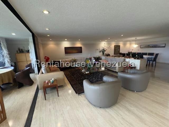 Apartamento (1 Nivel) en Venta en Los Chorros, Distrito Metropolitano - 3