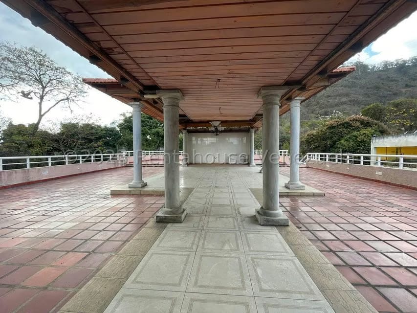 Casa (Multipes Niveles) en Venta en El Marques, Distrito Metropolitano - 43