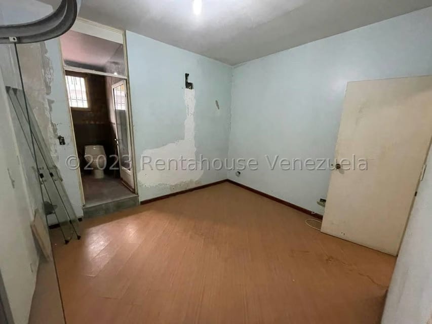 Casa (Multipes Niveles) en Venta en El Marques, Distrito Metropolitano - 64