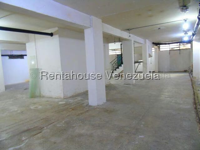 Comercial (Local Comercial) en Alquiler en Parroquia La Candelaria, Distrito Metropolitano - 11