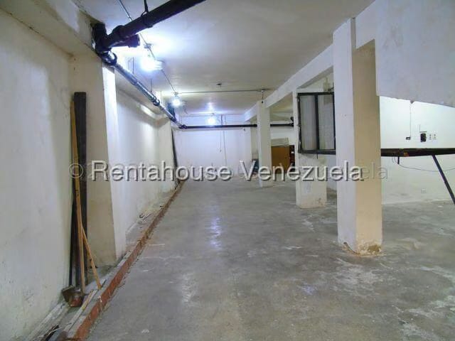 Comercial (Local Comercial) en Alquiler en Parroquia La Candelaria, Distrito Metropolitano - 10