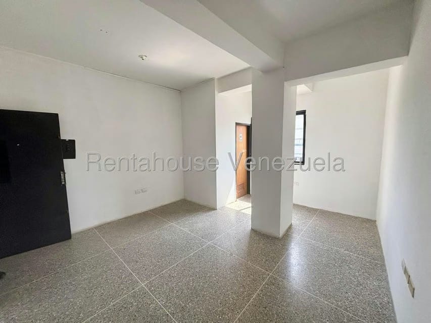 Comercial (Local Comercial) en Alquiler en Parroquia Concepcion, Lara - 3