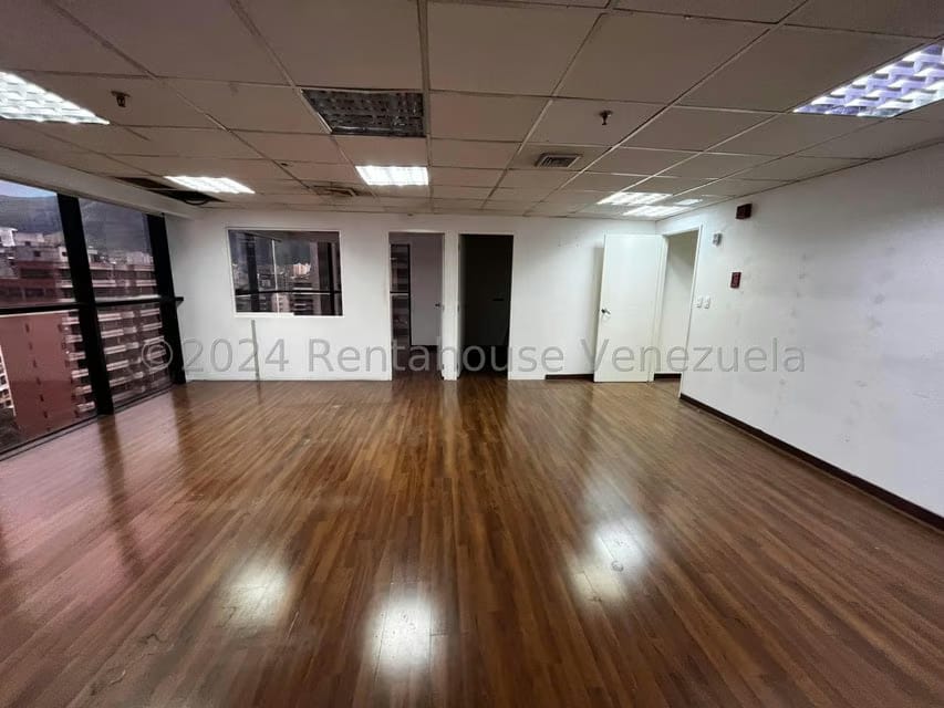 Comercial (Oficina) en Venta en El Bosque, Distrito Metropolitano - 15