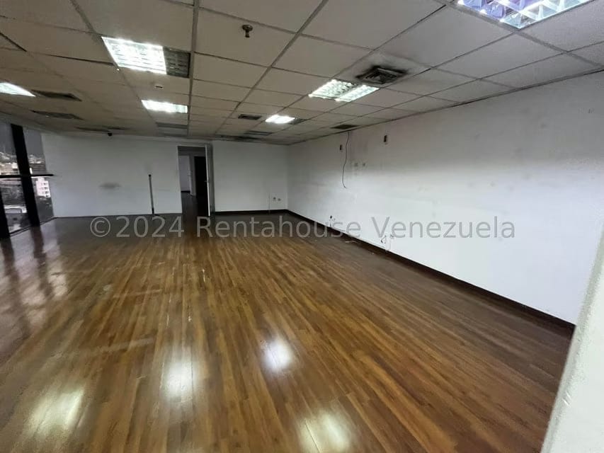 Comercial (Oficina) en Venta en El Bosque, Distrito Metropolitano - 18