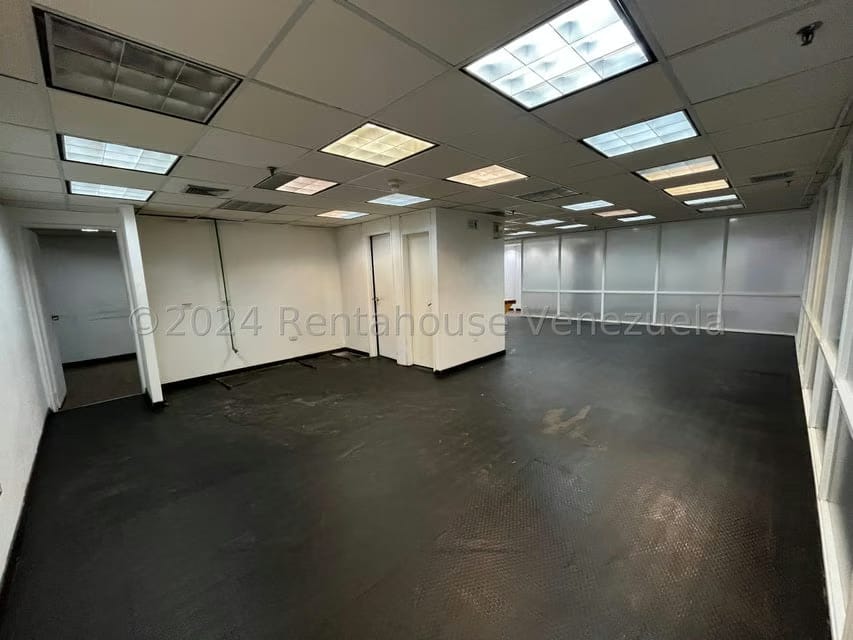 Comercial (Oficina) en Venta en El Bosque, Distrito Metropolitano - 10