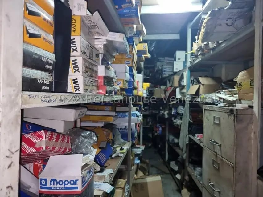 Comercial (Local Comercial) en Venta en El Barbecho, Miranda - 13