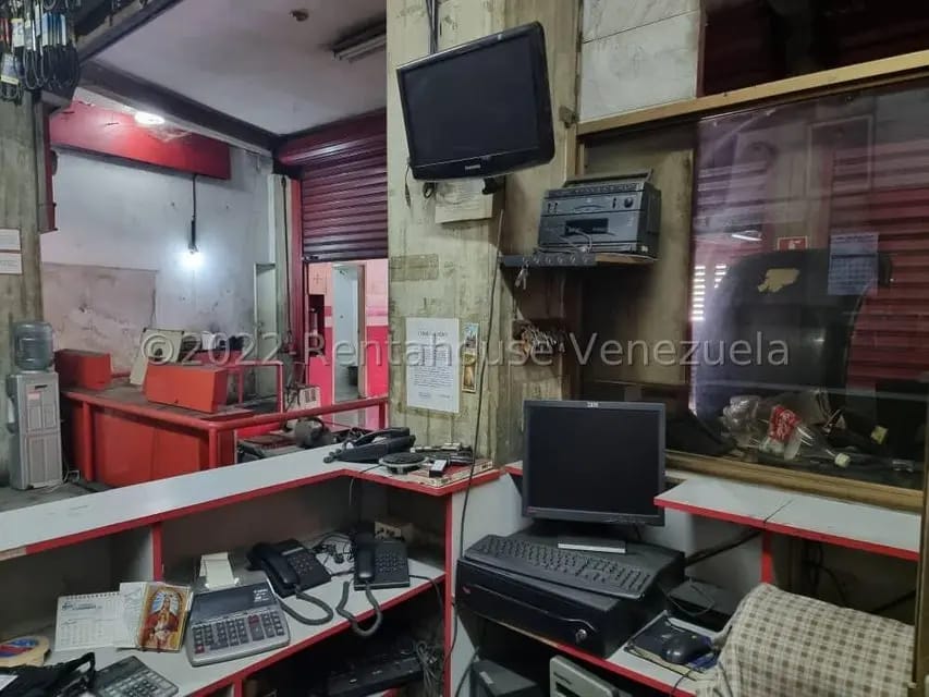 Comercial (Local Comercial) en Venta en El Barbecho, Miranda - 14