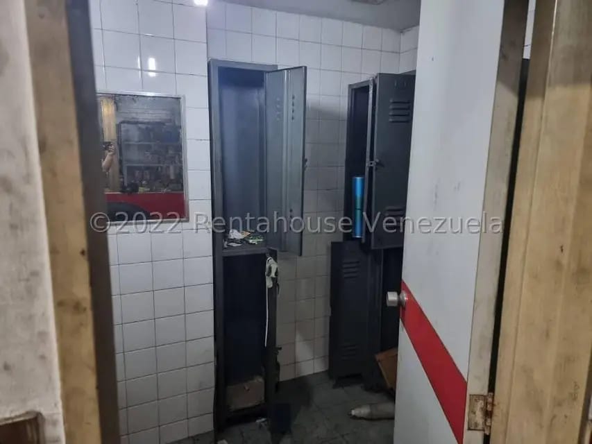 Comercial (Local Comercial) en Venta en El Barbecho, Miranda - 19
