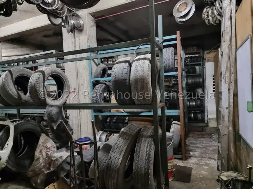 Comercial (Local Comercial) en Venta en El Barbecho, Miranda - 23