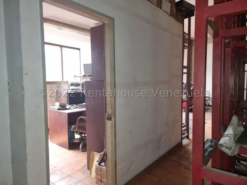 Comercial (Local Comercial) en Venta en El Barbecho, Miranda - 27