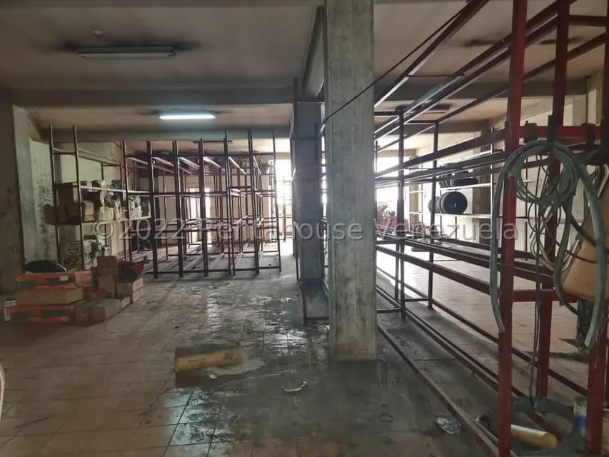 Comercial (Local Comercial) en Venta en El Barbecho, Miranda - 28