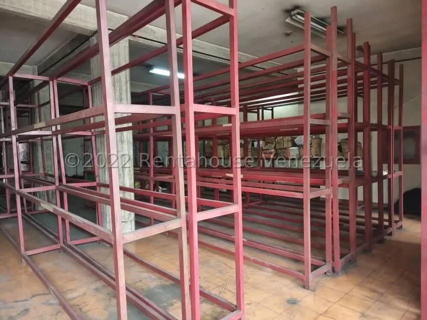 Comercial (Local Comercial) en Venta en El Barbecho, Miranda - 38