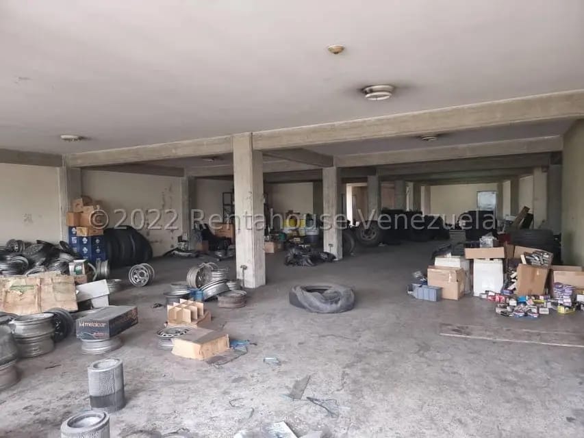Comercial (Local Comercial) en Venta en El Barbecho, Miranda - 42