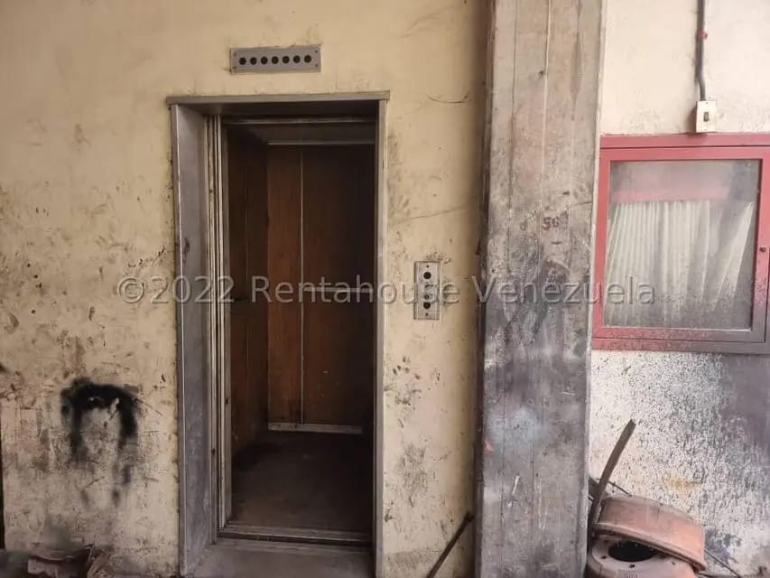 Comercial (Local Comercial) en Venta en El Barbecho, Miranda - 54