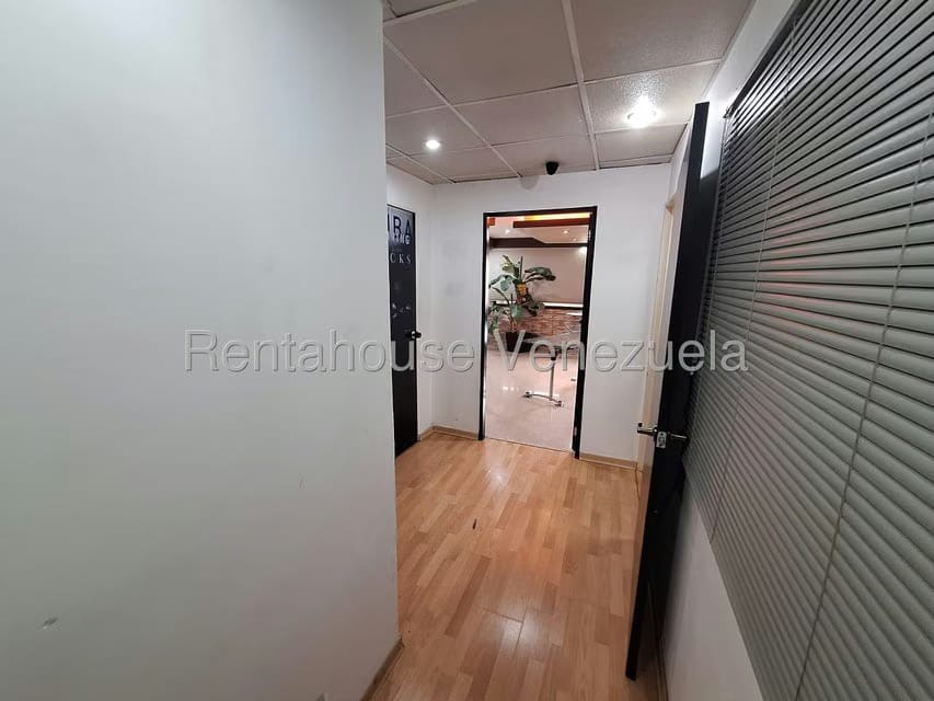 Comercial (Oficina) en Venta en Colinas de Bello Monte, Distrito Metropolitano - 11