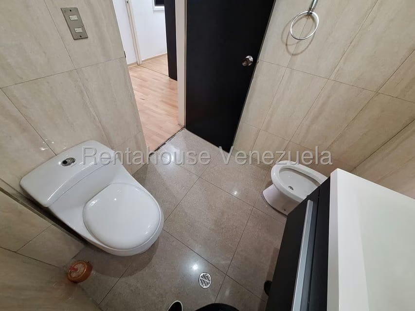 Comercial (Oficina) en Venta en Colinas de Bello Monte, Distrito Metropolitano - 9