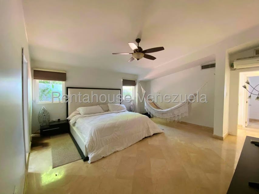 Casa (1 Nivel) en Venta en La Lago, Zulia - 22