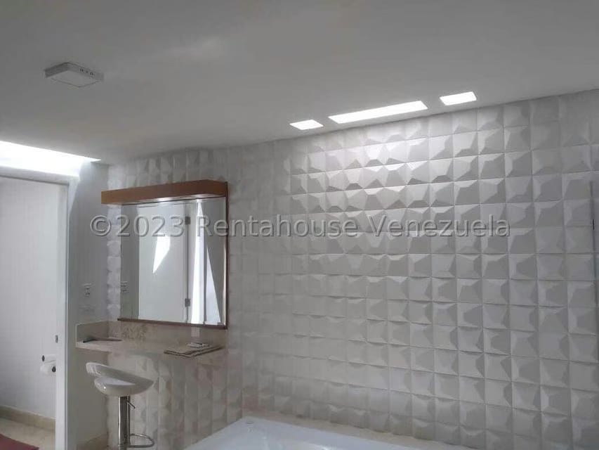 Casa (1 Nivel) en Venta en La Lago, Zulia - 28