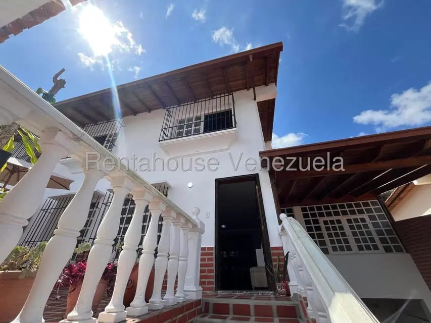 Casa (Duplex) en Venta en Alto Prado, Distrito Metropolitano - 3