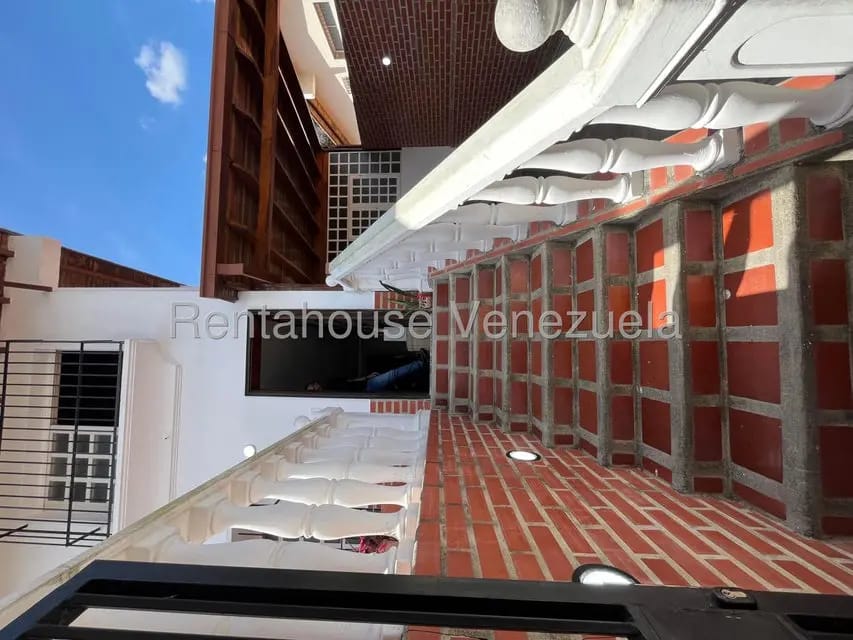 Casa (Duplex) en Venta en Alto Prado, Distrito Metropolitano - 6