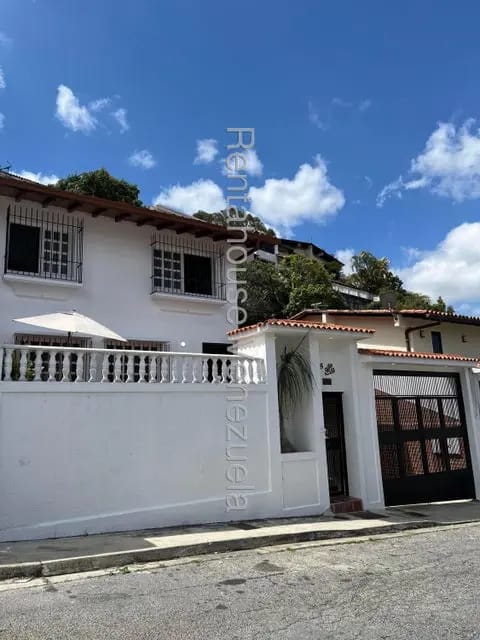 Casa (Duplex) en Venta en Alto Prado, Distrito Metropolitano - 76