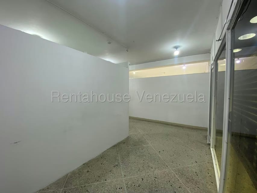 Comercial (Local Comercial) en Alquiler en Centro, Portuguesa - 13