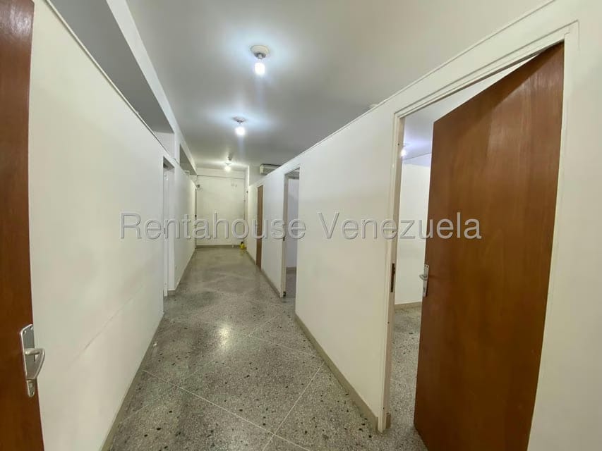 Comercial (Local Comercial) en Alquiler en Centro, Portuguesa - 4