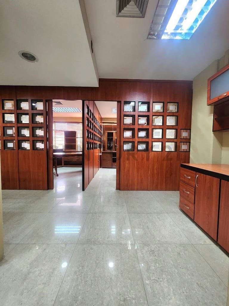 Oficina en Av lara - 2