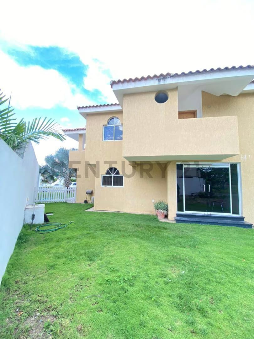 Conjunto Residencial Las Villas, Casa Campo de Golf - 2