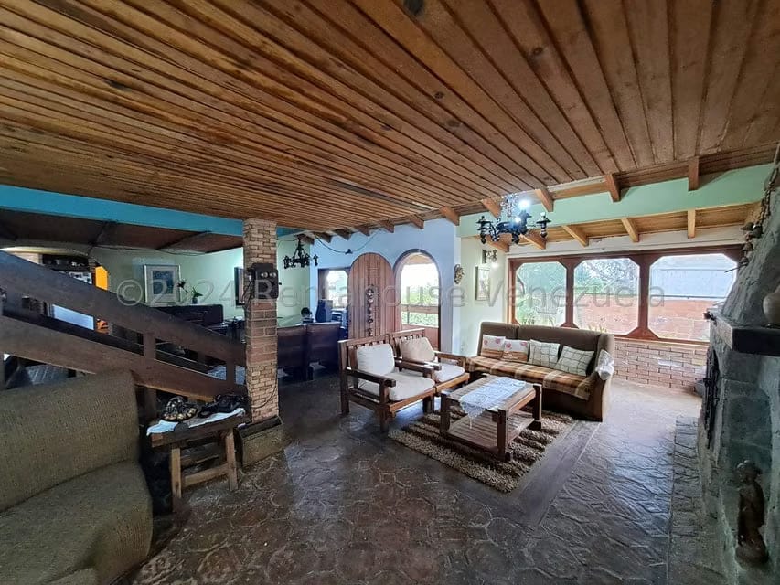Casa (Multipes Niveles) en Venta en El Junko Country Club, Vargas - 2