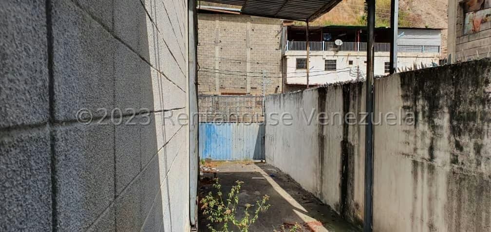 Comercial (Galpon - Deposito) en Venta en La Yaguara, Distrito Metropolitano - 6