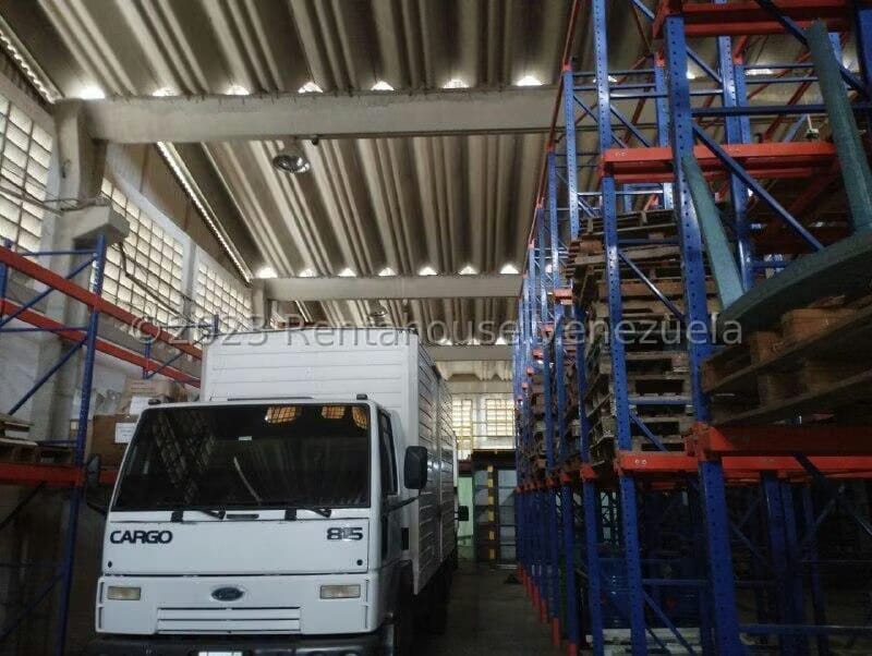 Comercial (Galpon - Deposito) en Venta en Zona Industrial 2, Lara - 19