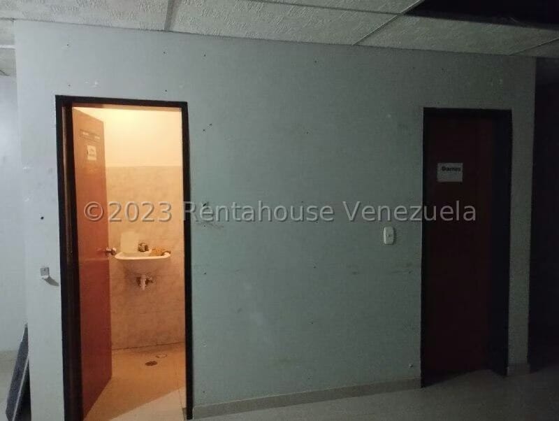 Comercial (Galpon - Deposito) en Venta en Zona Industrial 2, Lara - 6