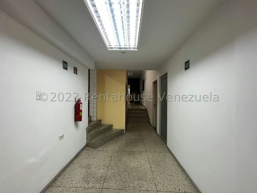 Comercial (Local Comercial) en Venta en Zona Oeste, Lara - 11
