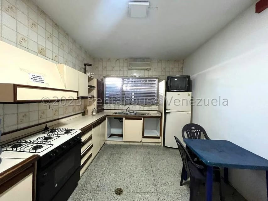 Comercial (Local Comercial) en Venta en Zona Oeste, Lara - 12
