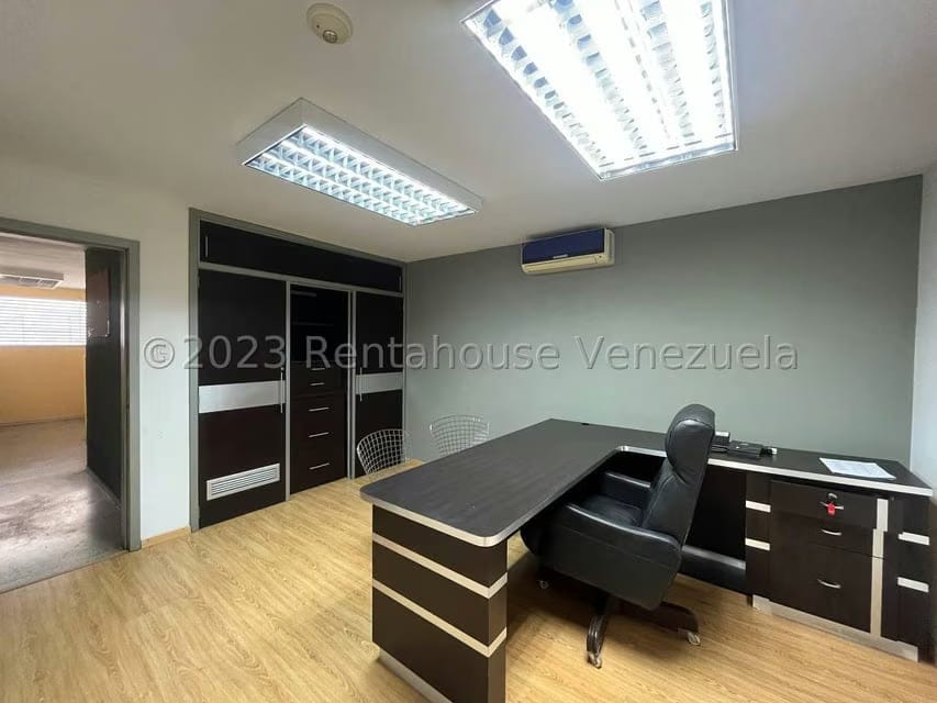 Comercial (Local Comercial) en Venta en Zona Oeste, Lara - 20