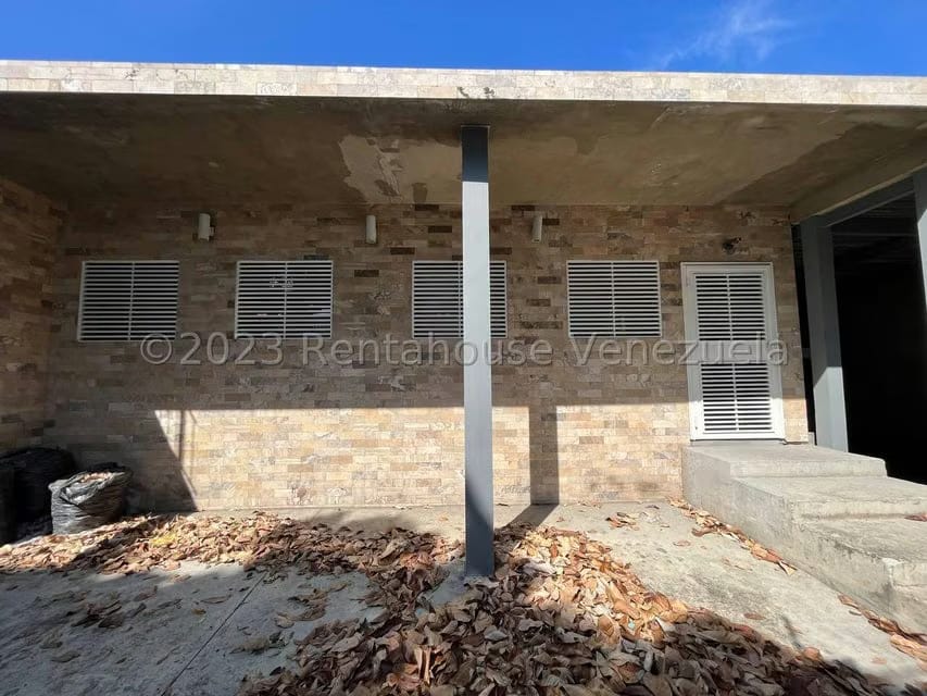 Comercial (Local Comercial) en Venta en Zona Oeste, Lara - 3