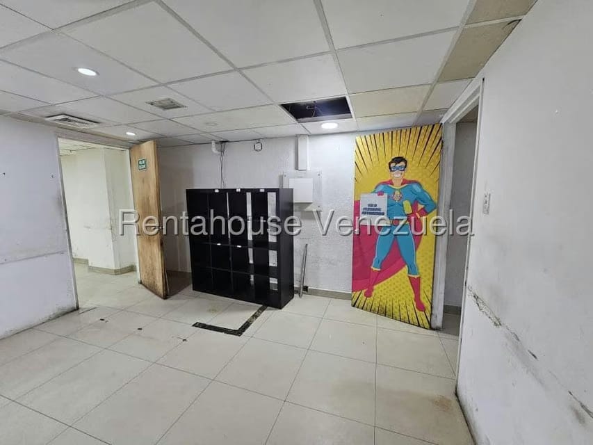 Comercial (Local Comercial) en Alquiler en Prados del Este, Distrito Metropolitano - 8