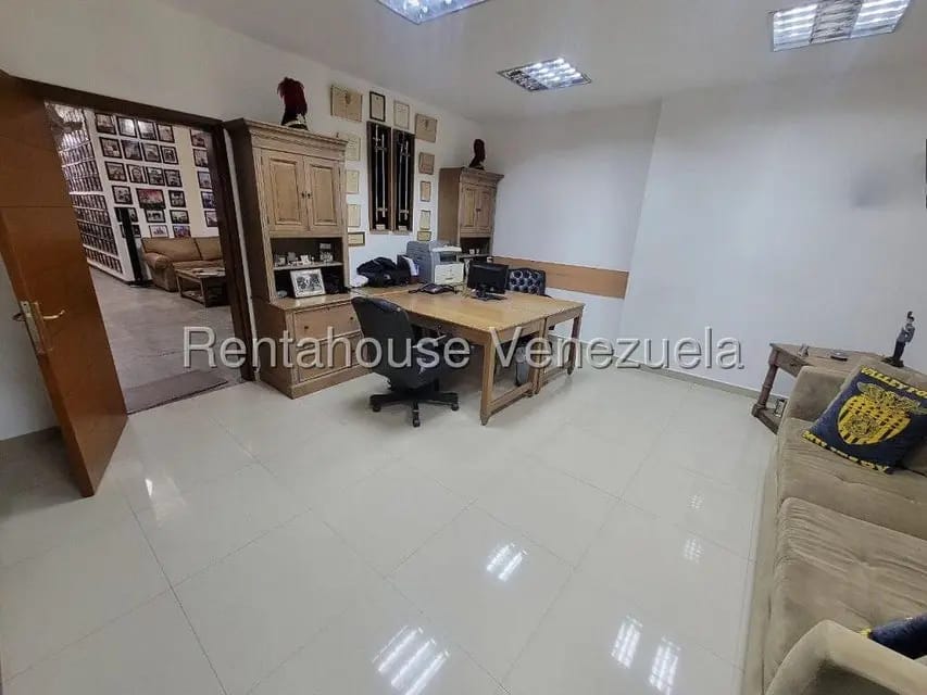Comercial (Edificio) en Venta en Puente Hierro, Distrito Metropolitano - 14