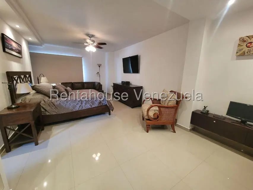 Comercial (Edificio) en Venta en Puente Hierro, Distrito Metropolitano - 29