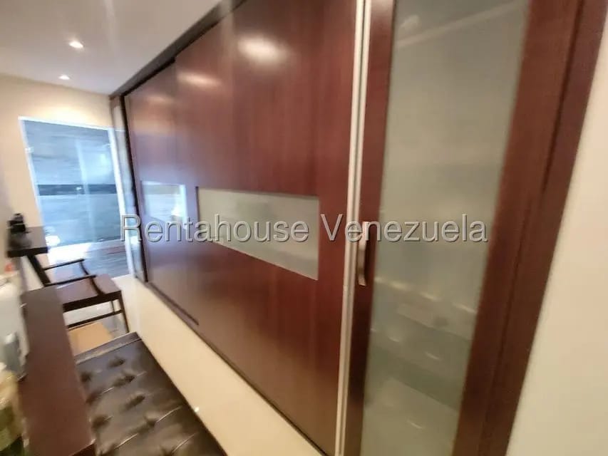 Comercial (Edificio) en Venta en Puente Hierro, Distrito Metropolitano - 32