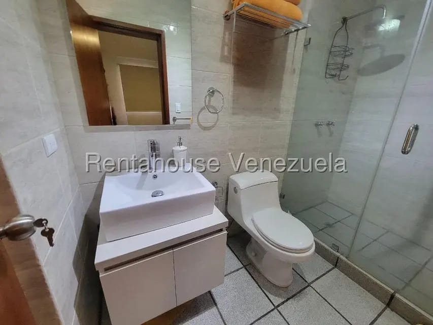 Comercial (Edificio) en Venta en Puente Hierro, Distrito Metropolitano - 37