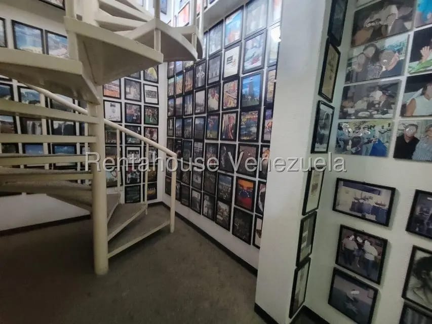 Comercial (Edificio) en Venta en Puente Hierro, Distrito Metropolitano - 38
