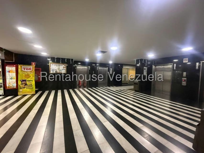 Comercial (Oficina) en Alquiler en La California Norte, Distrito Metropolitano - 2