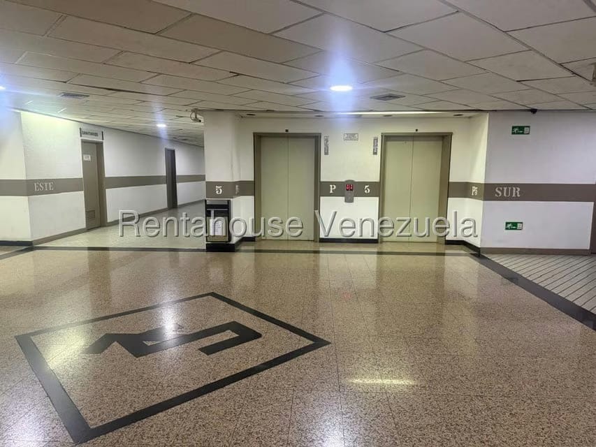 Comercial (Oficina) en Alquiler en La California Norte, Distrito Metropolitano - 3