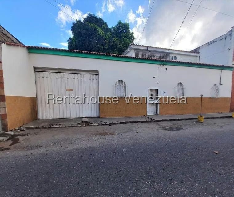 Comercial (Local Comercial) en Venta en Centro, Lara