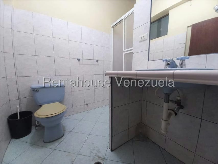 Comercial (Local Comercial) en Venta en Centro, Lara - 11