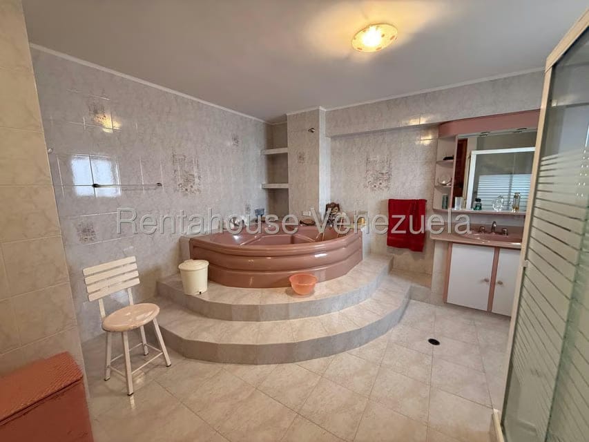 Apartamento (Penthouse) en Venta en Terrazas del Avila, Distrito Metropolitano - 29