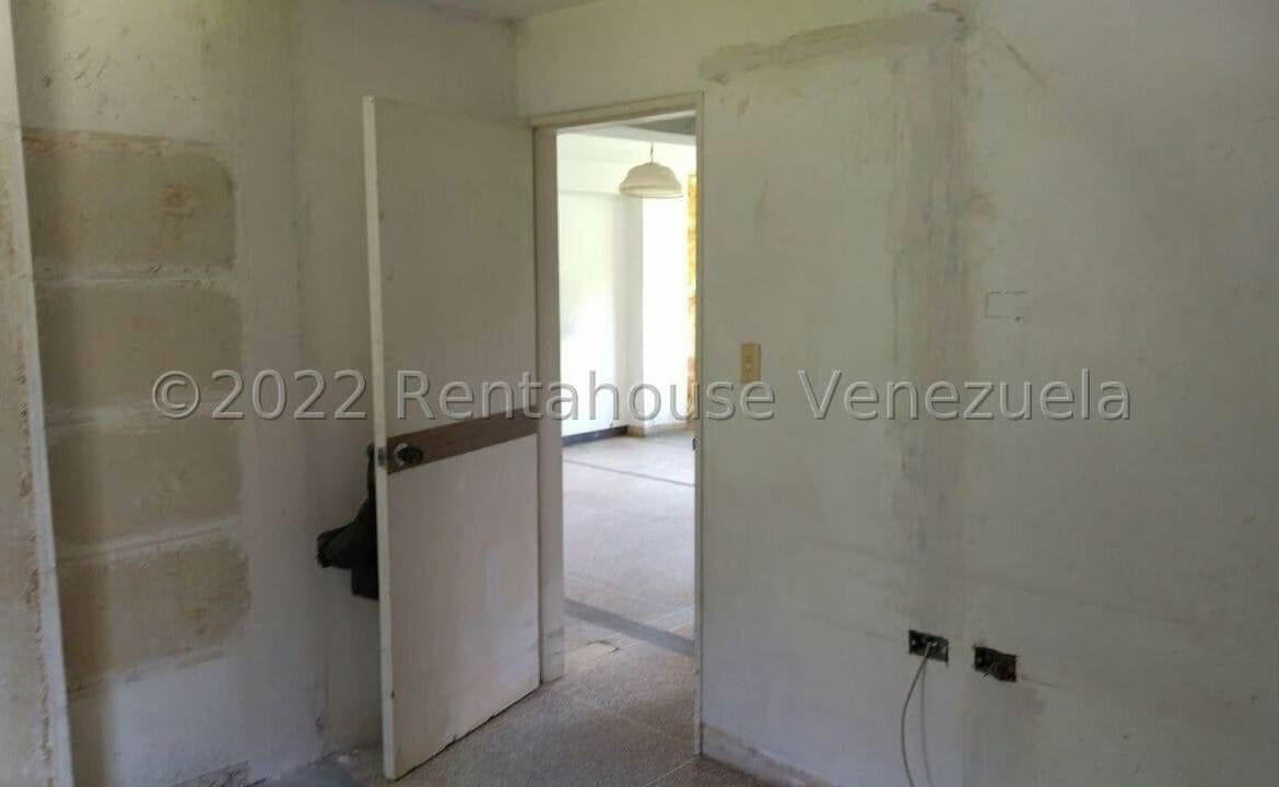 APARTAMENTO EN VENTA SELENE MARIN MLS#23-542 - 9