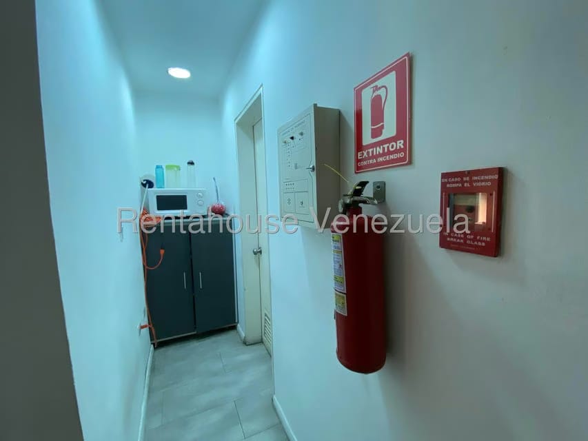 Negocios y Empresas (Comercio) en Venta en El Rosal, Distrito Metropolitano - 15